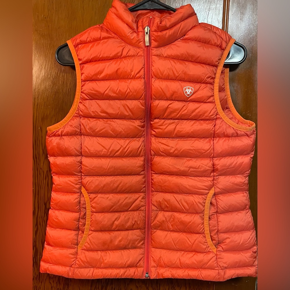 Like new Ariat down vest